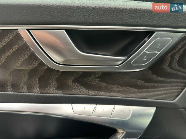 Чорний Ауді А6, об'ємом двигуна 3 л та пробігом 128 тис. км за 38999 $, фото 12 на Automoto.ua