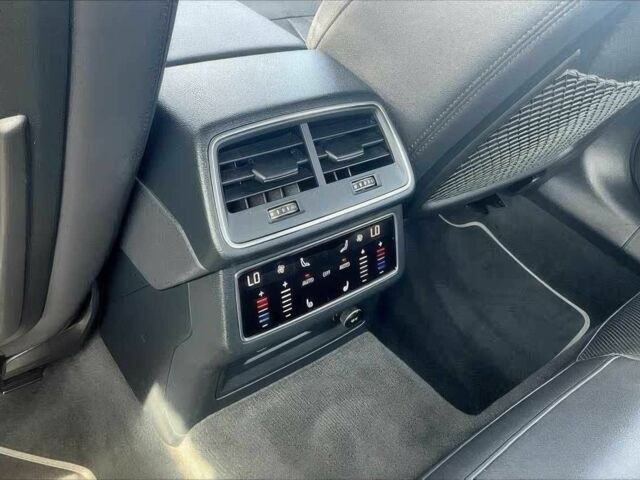 Черный Ауди А6, объемом двигателя 2 л и пробегом 28 тыс. км за 25000 $, фото 10 на Automoto.ua