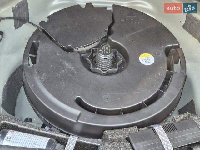 Черный Ауди А6, объемом двигателя 2 л и пробегом 167 тыс. км за 43900 $, фото 40 на Automoto.ua