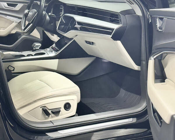 Ауди А6 2023 в Киеве на Automoto.ua Черный Ауди А6, объемом двигателя 1.97 л и пробегом 39 тыс. км за 57500 $, фото 10 на Automoto.ua