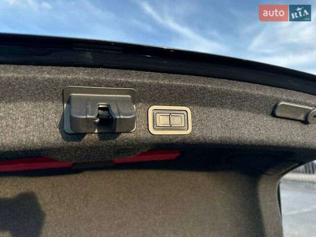 Чорний Ауді А6, об'ємом двигуна 2 л та пробігом 23 тис. км за 55555 $, фото 28 на Automoto.ua