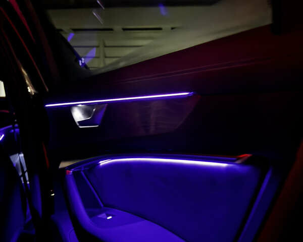 Чорний Ауді А6, об'ємом двигуна 1.98 л та пробігом 29 тис. км за 41000 $, фото 53 на Automoto.ua