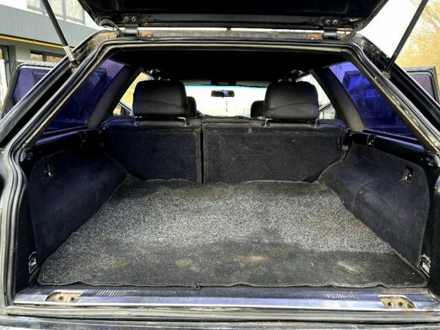 Чорний Ауді А6, об'ємом двигуна 2.8 л та пробігом 331 тис. км за 2800 $, фото 5 на Automoto.ua