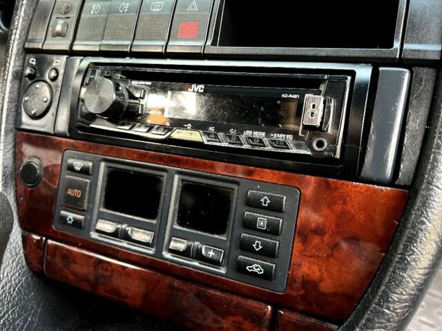 Чорний Ауді А6, об'ємом двигуна 2.8 л та пробігом 331 тис. км за 2800 $, фото 7 на Automoto.ua