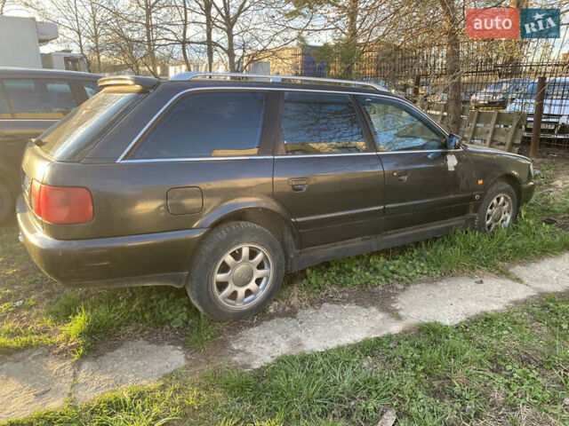 Черный Ауди А6, объемом двигателя 2.6 л и пробегом 419 тыс. км за 2500 $, фото 1 на Automoto.ua