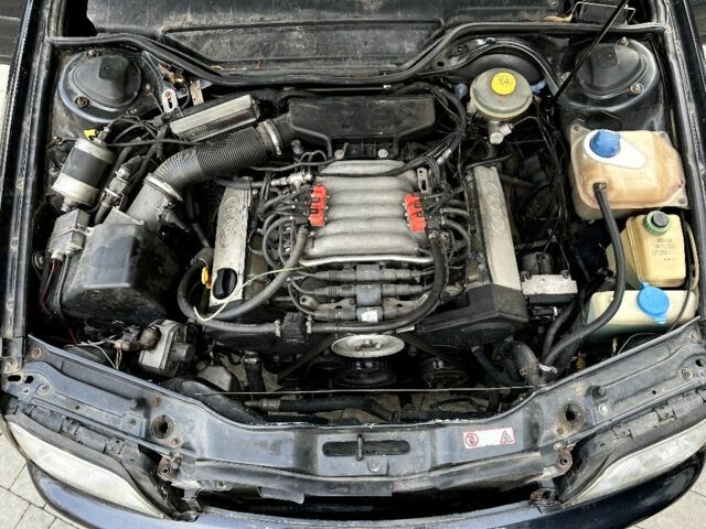 Чорний Ауді А6, об'ємом двигуна 2.8 л та пробігом 331 тис. км за 2800 $, фото 6 на Automoto.ua