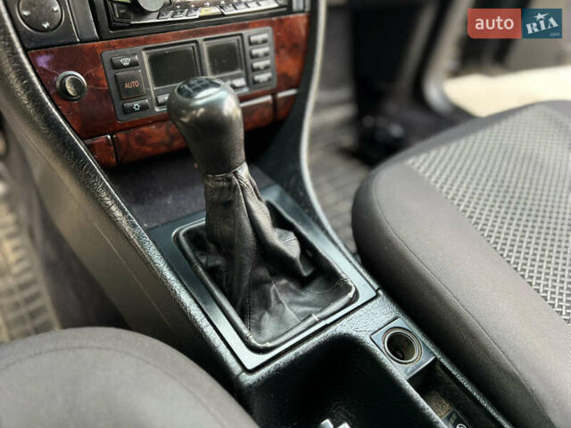 Черный Ауди А6, объемом двигателя 2.77 л и пробегом 331 тыс. км за 3350 $, фото 35 на Automoto.ua