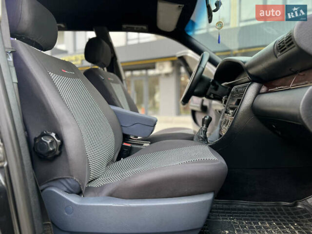 Черный Ауди А6, объемом двигателя 2.77 л и пробегом 331 тыс. км за 3350 $, фото 24 на Automoto.ua