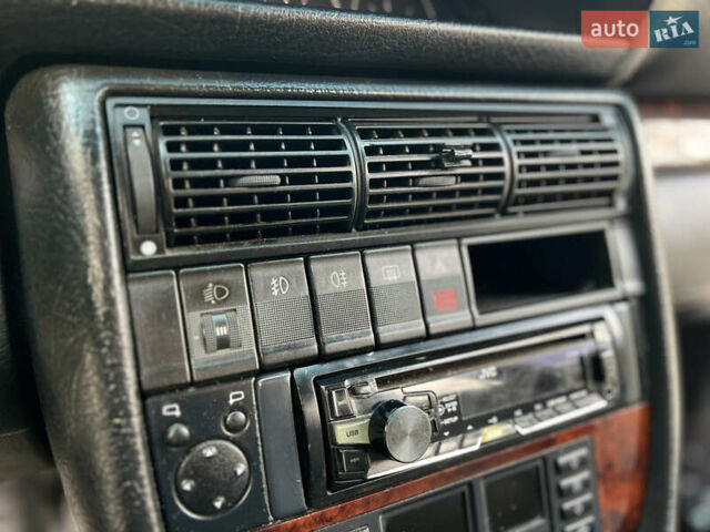 Черный Ауди А6, объемом двигателя 2.77 л и пробегом 331 тыс. км за 3350 $, фото 33 на Automoto.ua