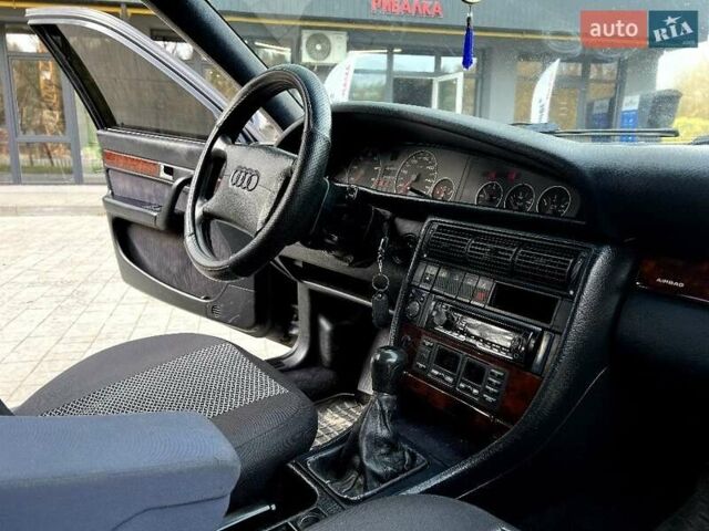 Черный Ауди А6, объемом двигателя 2.8 л и пробегом 331 тыс. км за 2800 $, фото 2 на Automoto.ua