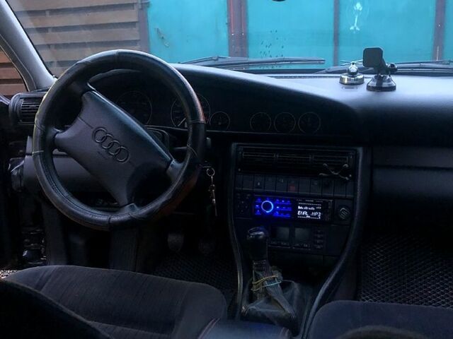 Черный Ауди А6, объемом двигателя 2.5 л и пробегом 464 тыс. км за 3000 $, фото 4 на Automoto.ua