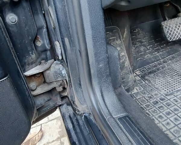 Черный Ауди А6, объемом двигателя 2.8 л и пробегом 350 тыс. км за 3600 $, фото 9 на Automoto.ua