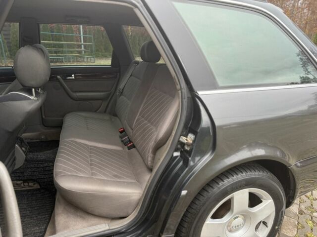 Ауді А6 1997 у Харкові на Automoto.ua Чорний Ауді А6, об'ємом двигуна 2.6 л та пробігом 273 тис. км за 3500 $, фото 20 на Automoto.ua