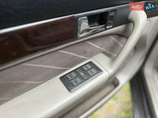 Черный Ауди А6, объемом двигателя 2.6 л и пробегом 273 тыс. км за 3500 $, фото 46 на Automoto.ua