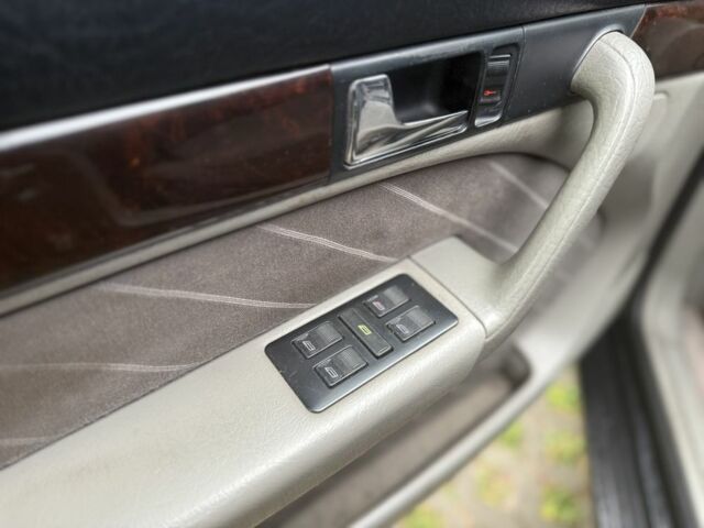 Ауді А6 1997 у Харкові на Automoto.ua Чорний Ауді А6, об'ємом двигуна 2.6 л та пробігом 273 тис. км за 3500 $, фото 22 на Automoto.ua