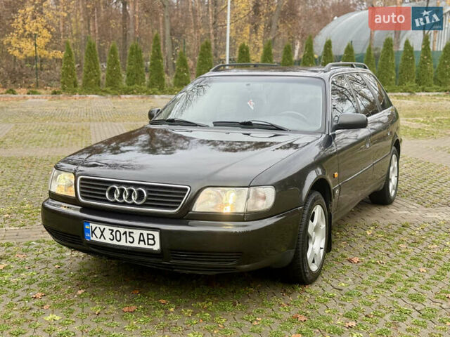 Черный Ауди А6, объемом двигателя 2.6 л и пробегом 273 тыс. км за 3500 $, фото 3 на Automoto.ua