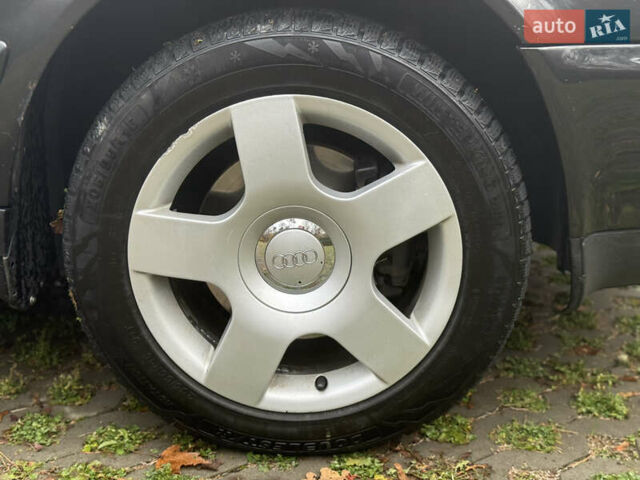 Черный Ауди А6, объемом двигателя 2.6 л и пробегом 273 тыс. км за 3500 $, фото 21 на Automoto.ua