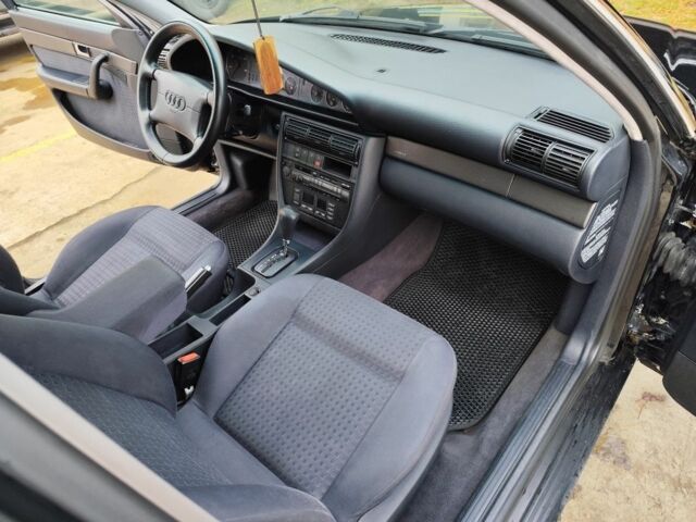 Чорний Ауді А6, об'ємом двигуна 2.5 л та пробігом 405 тис. км за 4000 $, фото 17 на Automoto.ua