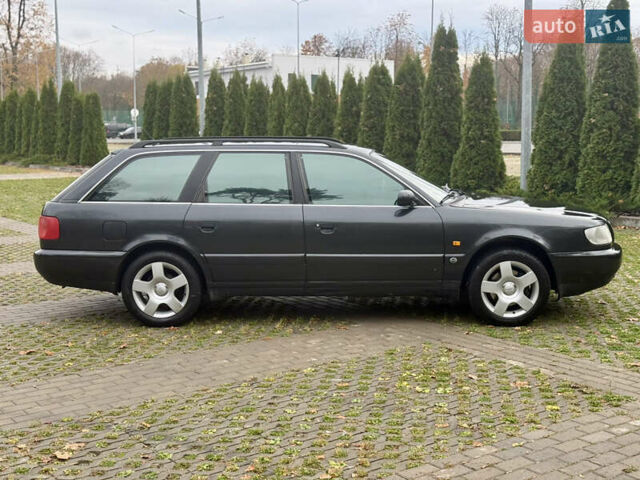 Черный Ауди А6, объемом двигателя 2.6 л и пробегом 273 тыс. км за 3500 $, фото 11 на Automoto.ua