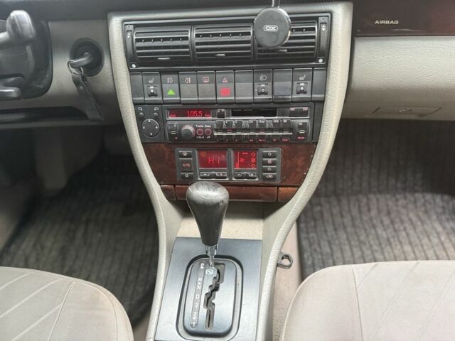 Ауді А6 1997 у Харкові на Automoto.ua Чорний Ауді А6, об'ємом двигуна 2.6 л та пробігом 273 тис. км за 3500 $, фото 23 на Automoto.ua