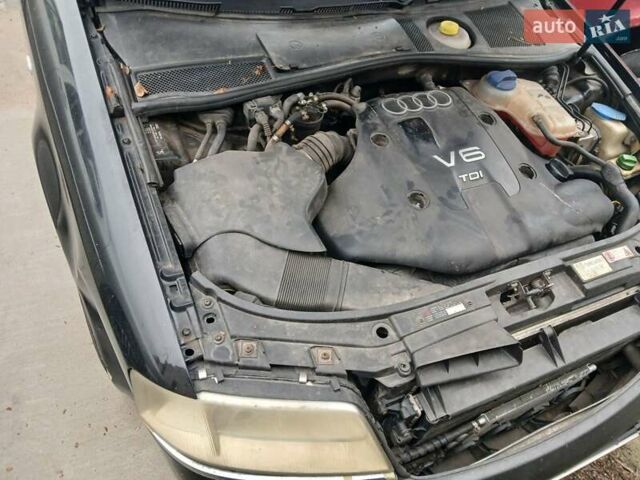 Черный Ауди А6, объемом двигателя 2.5 л и пробегом 350 тыс. км за 3200 $, фото 6 на Automoto.ua