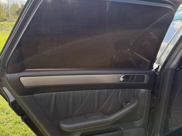 Черный Ауди А6, объемом двигателя 2.5 л и пробегом 350 тыс. км за 3699 $, фото 13 на Automoto.ua