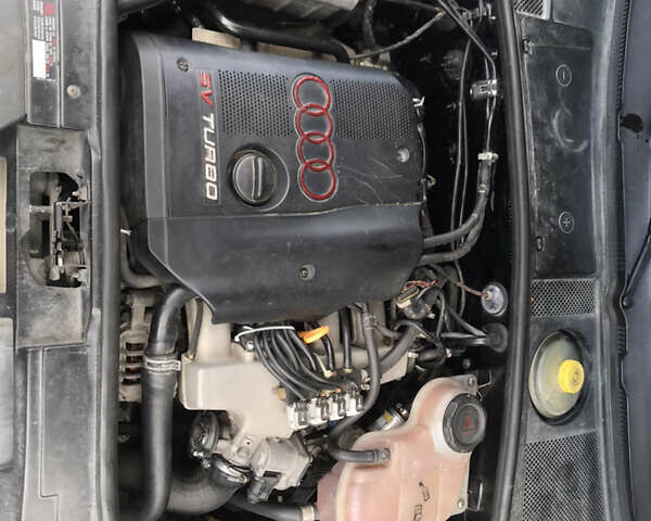 Черный Ауди А6, объемом двигателя 1.78 л и пробегом 397 тыс. км за 4600 $, фото 10 на Automoto.ua