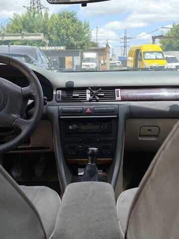 Черный Ауди А6, объемом двигателя 2.5 л и пробегом 320 тыс. км за 2150 $, фото 1 на Automoto.ua