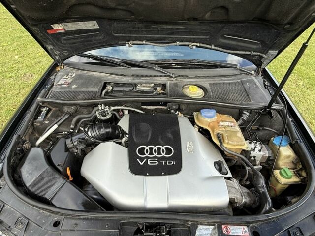 Черный Ауди А6, объемом двигателя 2.5 л и пробегом 350 тыс. км за 3699 $, фото 22 на Automoto.ua