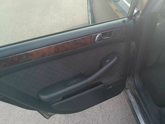 Чорний Ауді А6, об'ємом двигуна 2.5 л та пробігом 393 тис. км за 3100 $, фото 7 на Automoto.ua