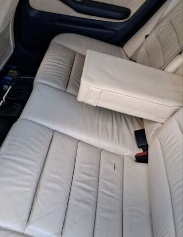 Черный Ауди А6, объемом двигателя 2.5 л и пробегом 383 тыс. км за 4650 $, фото 1 на Automoto.ua