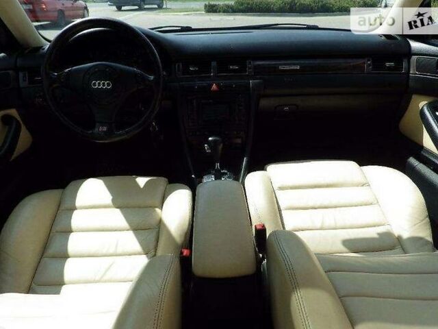 Черный Ауди А6, объемом двигателя 2.7 л и пробегом 265 тыс. км за 4069 $, фото 5 на Automoto.ua