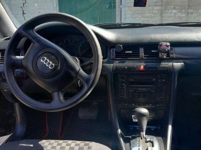 Черный Ауди А6, объемом двигателя 2.5 л и пробегом 380 тыс. км за 5300 $, фото 4 на Automoto.ua