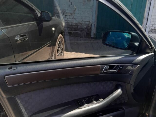Черный Ауди А6, объемом двигателя 2.5 л и пробегом 380 тыс. км за 5300 $, фото 7 на Automoto.ua