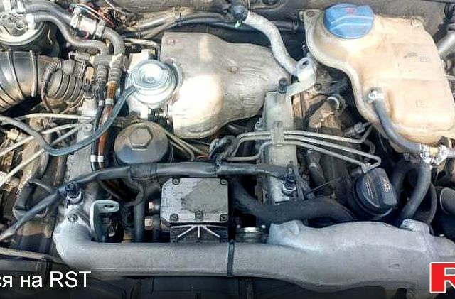 Черный Ауди А6, объемом двигателя 2.5 л и пробегом 303 тыс. км за 4000 $, фото 1 на Automoto.ua