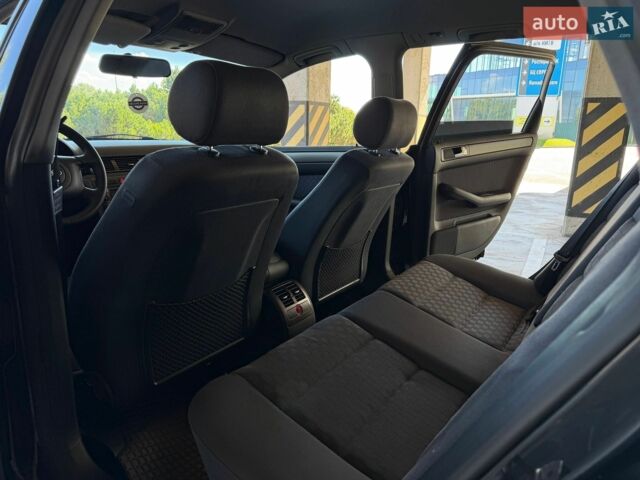 Чорний Ауді А6, об'ємом двигуна 2.5 л та пробігом 190 тис. км за 4500 $, фото 31 на Automoto.ua