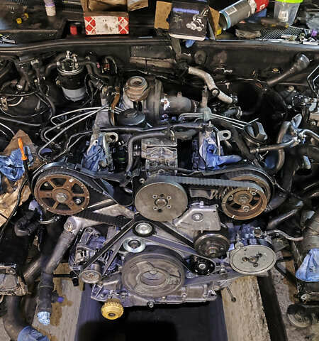 Черный Ауди А6, объемом двигателя 2.5 л и пробегом 474 тыс. км за 4000 $, фото 8 на Automoto.ua