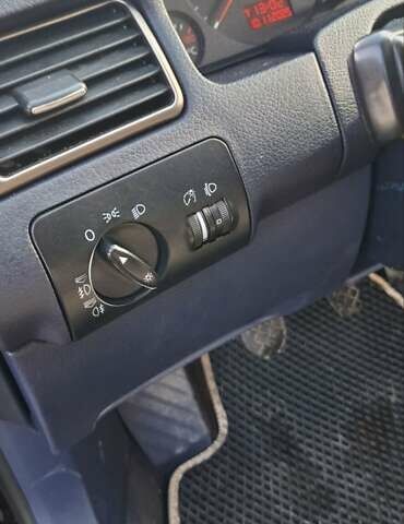 Черный Ауди А6, объемом двигателя 2.5 л и пробегом 383 тыс. км за 4650 $, фото 6 на Automoto.ua