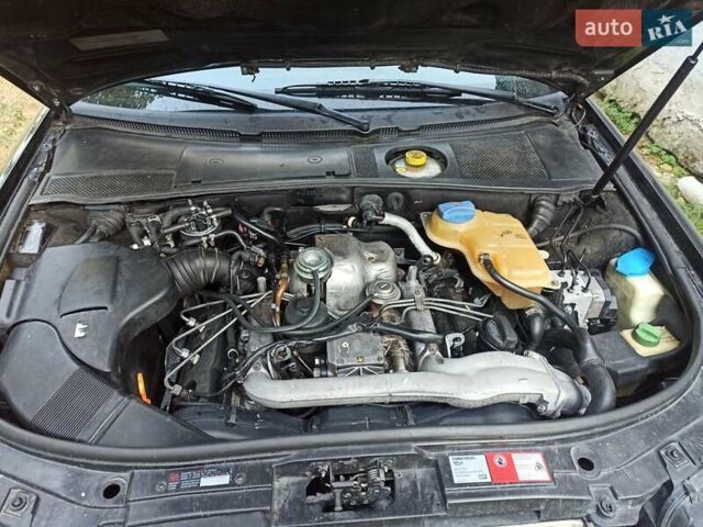 Черный Ауди А6, объемом двигателя 2.5 л и пробегом 357 тыс. км за 4799 $, фото 18 на Automoto.ua