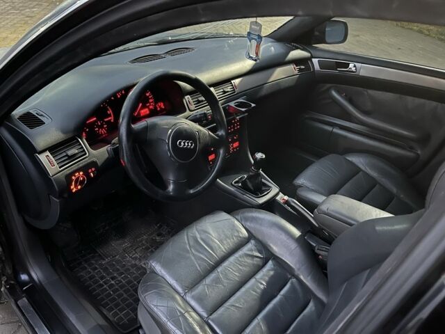 Черный Ауди А6, объемом двигателя 2.5 л и пробегом 380 тыс. км за 1999 $, фото 7 на Automoto.ua