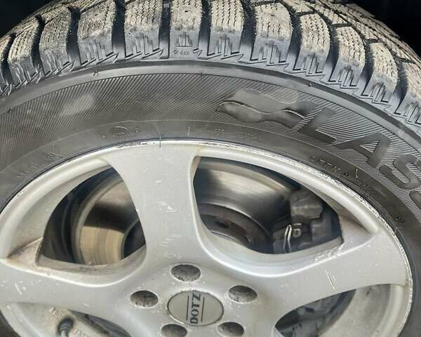 Чорний Ауді А6, об'ємом двигуна 2.5 л та пробігом 345 тис. км за 3200 $, фото 2 на Automoto.ua