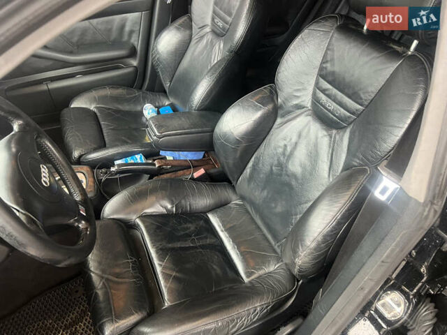 Черный Ауди А6, объемом двигателя 2.5 л и пробегом 380 тыс. км за 4750 $, фото 10 на Automoto.ua