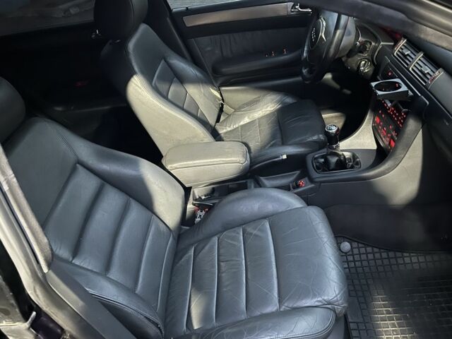 Черный Ауди А6, объемом двигателя 2.5 л и пробегом 380 тыс. км за 1999 $, фото 13 на Automoto.ua