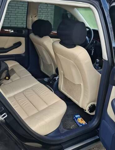 Черный Ауди А6, объемом двигателя 2.5 л и пробегом 383 тыс. км за 4650 $, фото 15 на Automoto.ua