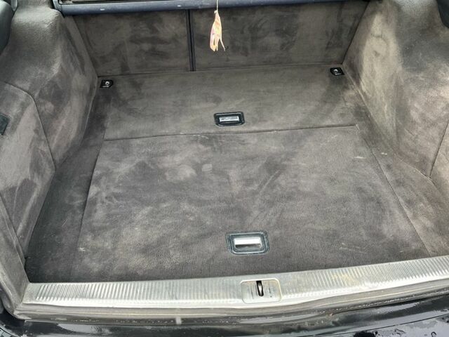 Черный Ауди А6, объемом двигателя 2.5 л и пробегом 345 тыс. км за 3200 $, фото 7 на Automoto.ua