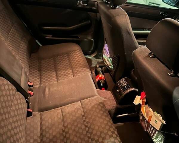 Чорний Ауді А6, об'ємом двигуна 2.5 л та пробігом 318 тис. км за 2700 $, фото 4 на Automoto.ua