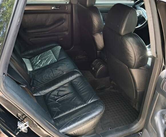 Черный Ауди А6, объемом двигателя 2.5 л и пробегом 395 тыс. км за 4500 $, фото 16 на Automoto.ua