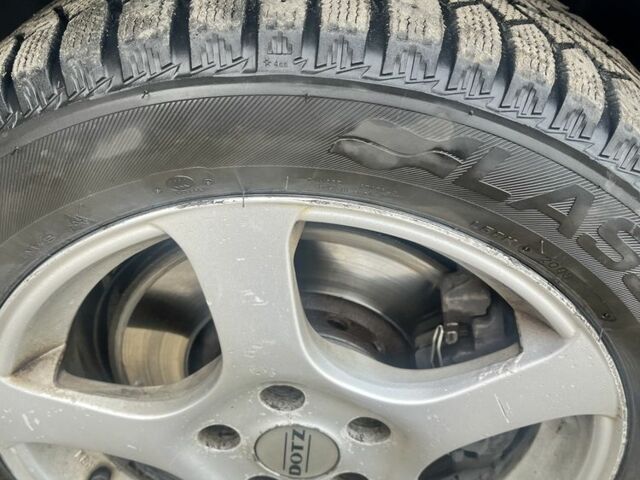 Черный Ауди А6, объемом двигателя 2.5 л и пробегом 345 тыс. км за 3200 $, фото 3 на Automoto.ua