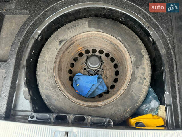 Черный Ауди А6, объемом двигателя 2.5 л и пробегом 376 тыс. км за 3999 $, фото 30 на Automoto.ua