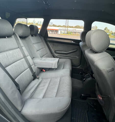 Черный Ауди А6, объемом двигателя 2.5 л и пробегом 474 тыс. км за 4000 $, фото 6 на Automoto.ua